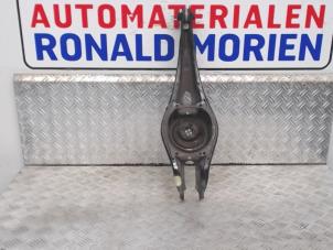 Gebruikte Draagarm links-achter Volkswagen Golf VII (AUA) 1.4 TSI BlueMotion Technology 125 16V Prijs € 25,00 Margeregeling aangeboden door Automaterialen Ronald Morien B.V.