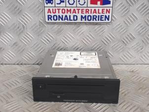 Gebruikte Radio CD Speler Volkswagen Polo V (6R) Prijs € 295,00 Margeregeling aangeboden door Automaterialen Ronald Morien B.V.