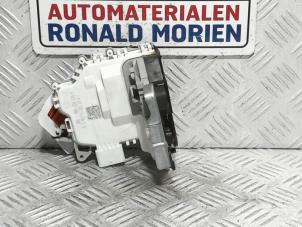 Gebruikte Deurslot Mechaniek 4Deurs links-achter Audi Q5 (8RB) 3.0 TDI V6 24V Quattro Prijs € 30,00 Inclusief btw aangeboden door Automaterialen Ronald Morien B.V.