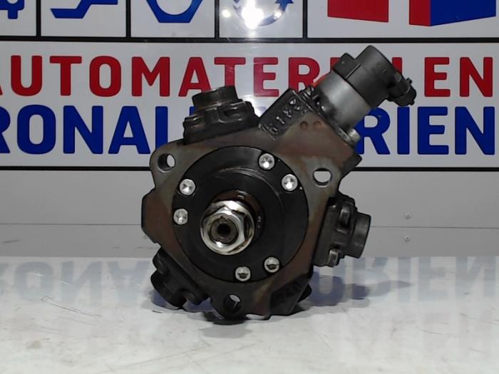 Gebruikte Dieselpomp Hyundai i30 (FD) 1.6 CRDi 16V VGT HP Prijs € 125,00 Margeregeling aangeboden door Automaterialen Ronald Morien B.V.