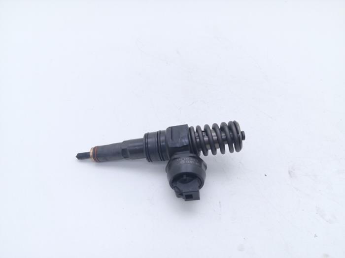 Gebruikte Verstuiver (diesel) Volkswagen Touareg (7LA/7L6) 5.0 TDI V10 Prijs € 30,00 Margeregeling aangeboden door Automaterialen Ronald Morien B.V.
