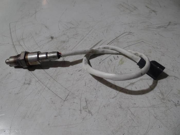 Lambda Sonde van een Renault Espace (RFCJ) 1.6 Tce 200 EDC 2017