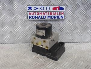 Gebruikte ABS Pomp Ford Focus Prijs € 49,00 Margeregeling aangeboden door Automaterialen Ronald Morien B.V.