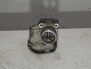 Gebruikte Gasklephuis Peugeot Partner Tepee (7A/B/C/D/E/F/G/J/P/S) 1.6 HDI 75 Prijs € 19,00 Margeregeling aangeboden door Automaterialen Ronald Morien B.V.