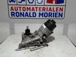 Gebruikte Oliefilterhuis Opel Corsa D 1.3 CDTi 16V ecoFLEX Prijs € 45,00 Margeregeling aangeboden door Automaterialen Ronald Morien B.V.