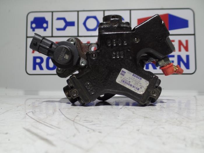 Gebruikte Dieselpomp Opel Corsa D 1.3 CDTi 16V ecoFLEX Prijs € 125,00 Margeregeling aangeboden door Automaterialen Ronald Morien B.V.