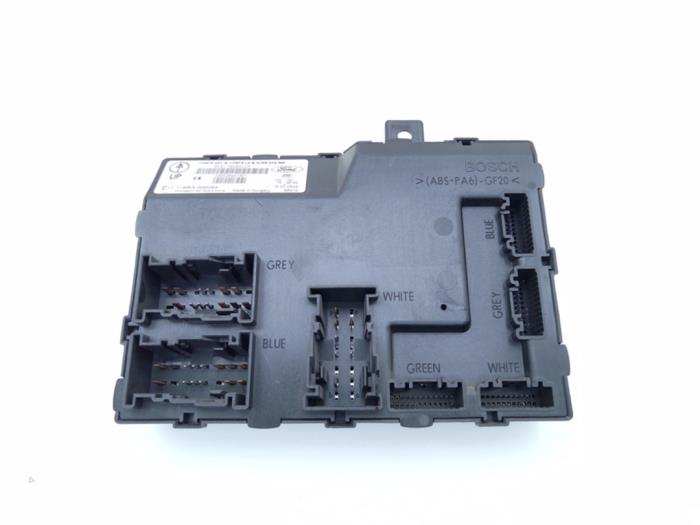 Gebruikte Computer Body Control Ford Fiesta 6 (JA8) 1.6 TDCi 16V Prijs € 25,00 Margeregeling aangeboden door Automaterialen Ronald Morien B.V.