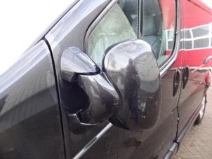 Gebruikte Buitenspiegel links Renault Trafic New (FL) 2.0 dCi 16V 115 Prijs € 75,00 Margeregeling aangeboden door Automaterialen Ronald Morien B.V.