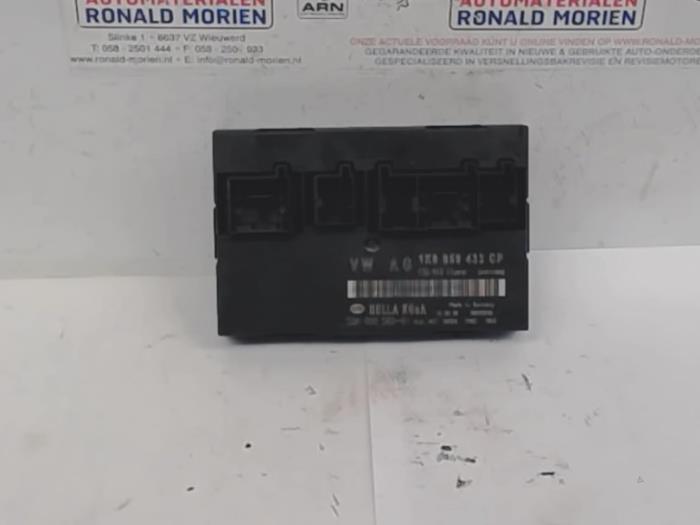 Gebruikte BCM Volkswagen Golf V (1K1) 1.4 TSI 122 16V Prijs € 25,00 Margeregeling aangeboden door Automaterialen Ronald Morien B.V.