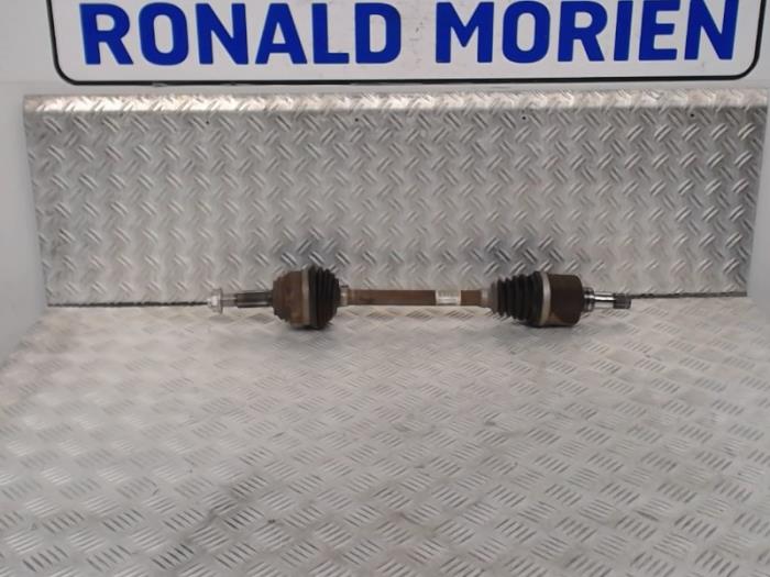 Gebruikte Steekas links-voor Ford Fiesta 6 (JA8) Prijs € 20,00 Margeregeling aangeboden door Automaterialen Ronald Morien B.V.
