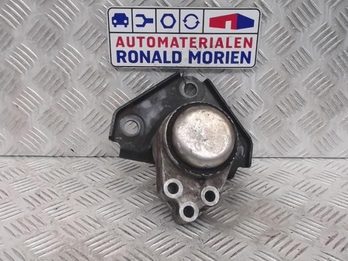 Gebruikte Motorrubber Ford Fusion 1.4 16V Prijs € 35,00 Margeregeling aangeboden door Automaterialen Ronald Morien B.V.