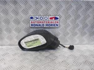 Gebruikte Buitenspiegel links Seat Leon (1P1) 1.9 TDI 105 Prijs € 45,00 Margeregeling aangeboden door Automaterialen Ronald Morien B.V.