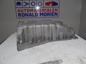 Gebruikte Carterpan Renault Trafic New (EL) 1.9 dCi 100 16V Prijs € 50,00 Margeregeling aangeboden door Automaterialen Ronald Morien B.V.