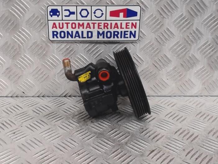 Gebruikte Servopomp Opel Astra F (53/54/58/59) 1.6i Prijs € 49,00 Margeregeling aangeboden door Automaterialen Ronald Morien B.V.