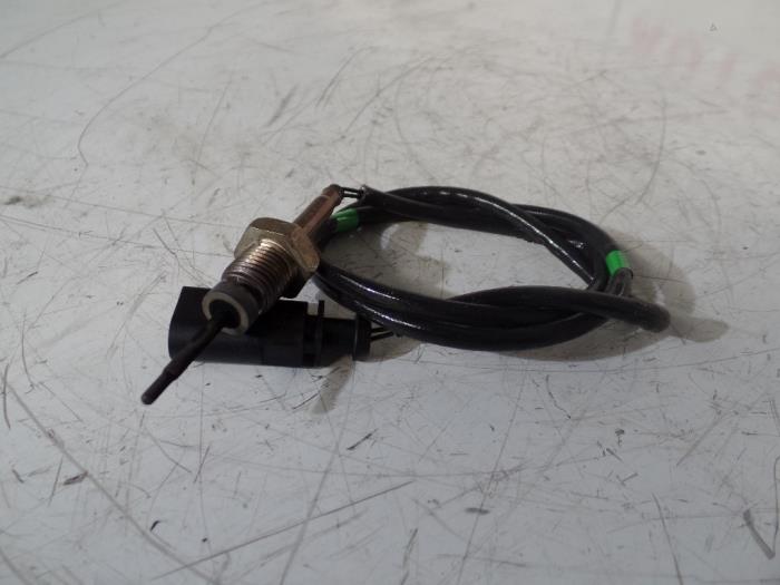 Gebruikte Uitlaat temperatuursensor Volkswagen Scirocco (137/13AD) 2.0 TDI 16V Prijs € 18,15 Inclusief btw aangeboden door Automaterialen Ronald Morien B.V.