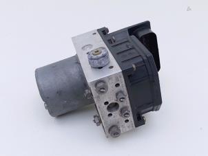 Gebruikte ABS Pomp Fiat Stilo (192A/B) 1.2 16V 3-Drs. Prijs € 35,00 Margeregeling aangeboden door Automaterialen Ronald Morien B.V.