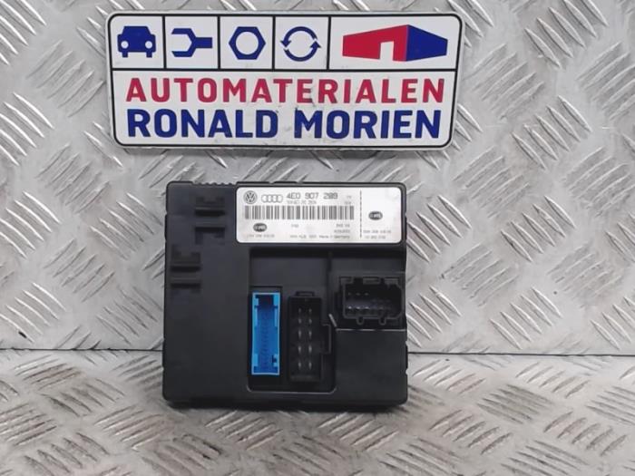 Gebruikte Sam module Audi A8 (D3) 4.0 TDI V8 32V Quattro Prijs € 45,00 Margeregeling aangeboden door Automaterialen Ronald Morien B.V.