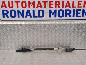 Gebruikte Diversen Audi A8 (D3) 4.0 TDI V8 32V Quattro Prijs € 45,00 Margeregeling aangeboden door Automaterialen Ronald Morien B.V.