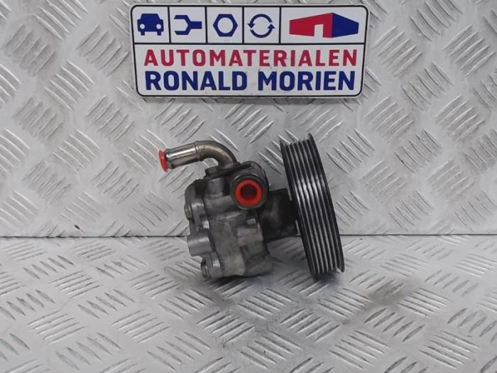Gebruikte Pomp Servo Audi A3 (8L1) 1.9 TDI 100 Prijs € 75,00 Margeregeling aangeboden door Automaterialen Ronald Morien B.V.