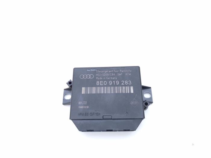 Gebruikte Computer Diversen Audi A6 Avant Quattro (C5) 2.5 TDI V6 24V Prijs € 20,00 Margeregeling aangeboden door Automaterialen Ronald Morien B.V.