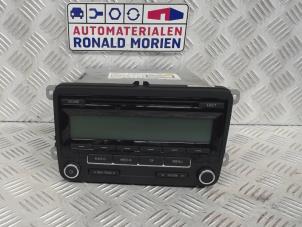 Gebruikte Radio CD Speler Seat Leon (1P1) 1.6 TDI 16V 105 Prijs € 75,00 Margeregeling aangeboden door Automaterialen Ronald Morien B.V.