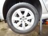 Sportvelgenset + banden van een Volkswagen Polo V (6R) 1.2 TDI 12V BlueMotion 2011