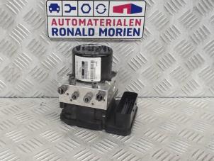 Gebruikte ABS Pomp Ford EcoSport (JK8) 1.0 EcoBoost 12V 125 Prijs € 350,00 Margeregeling aangeboden door Automaterialen Ronald Morien B.V.