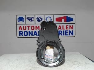 Nieuwe Distributiedeksel Volkswagen Transporter/Caravelle T5 2.0 BiTDI DRF Prijs € 14,99 Inclusief btw aangeboden door Automaterialen Ronald Morien B.V.