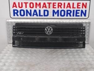 Gebruikte Grille Volkswagen Transporter/Caravelle T4 2.5 TDI Prijs € 25,00 Margeregeling aangeboden door Automaterialen Ronald Morien B.V.