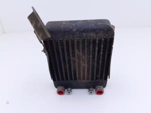 Gebruikte Oliekoeler Volkswagen Passat Variant 4Motion (3B6) 4.0 W8 32V Prijs € 49,00 Margeregeling aangeboden door Automaterialen Ronald Morien B.V.