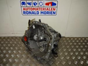Gebruikte Versnellingsbak Dacia Logan MCV II/Sandero Wagon (7S) 1.0 Sce 12V Prijs € 650,00 Margeregeling aangeboden door Automaterialen Ronald Morien B.V.