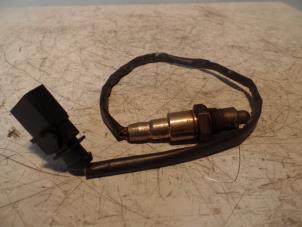 Gebruikte Lambda Sonde Audi A4 (B9) 2.0 TFSI Ultra 16V Prijs € 54,45 Inclusief btw aangeboden door Automaterialen Ronald Morien B.V.