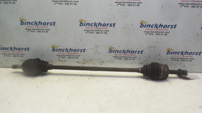 Gebruikte Steekas rechts-voor Opel Corsa B (73/78/79) 1.4i Swing,Joy,Sport,GLS Prijs € 31,50 Margeregeling aangeboden door Binckhorst BV