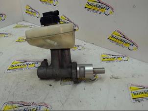 Gebruikte Hoofdremcilinder Saab 9-5 Estate (YS3E) 3.0t V6 24V Prijs € 52,50 Margeregeling aangeboden door Binckhorst BV