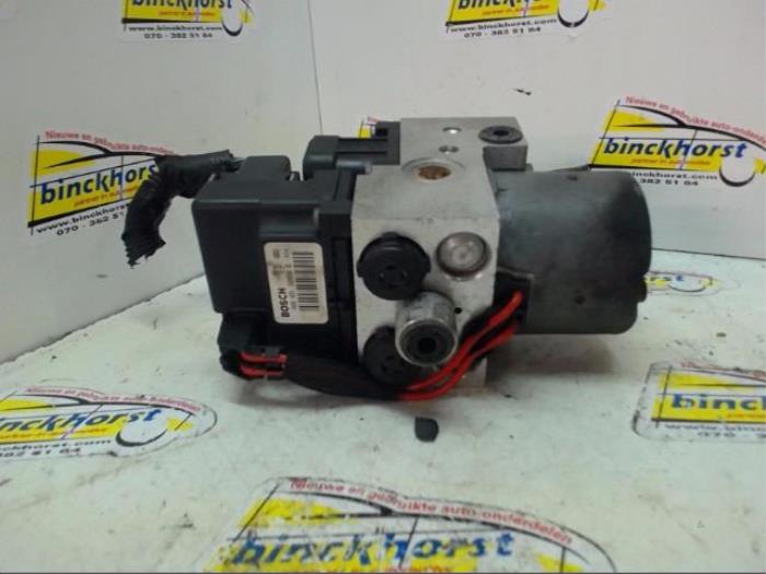 Gebruikte ABS Pomp Ford Transit 2.0 TDdi 16V 260S Prijs € 78,75 Margeregeling aangeboden door Binckhorst BV