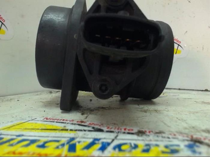 Gebruikte Luchthoeveelheidsmeter Fiat Stilo (192A/B) 2.4 20V Abarth Prijs € 36,75 Margeregeling aangeboden door Binckhorst BV