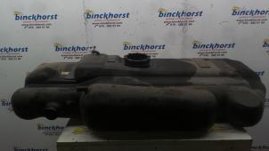 Gebruikte Brandstoftank Mercedes Sprinter 2t (901/902) 213 CDI 16V Prijs € 63,00 Margeregeling aangeboden door Binckhorst BV