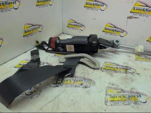 Gebruikte Veiligheidsgordel rechts-voor Volvo V70 (SW) 2.4 T 20V Prijs € 52,50 Margeregeling aangeboden door Binckhorst BV