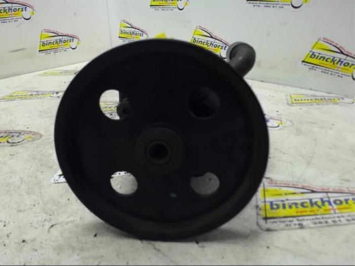 Gebruikte Pomp Servo Dodge Ram Van 2.5 CRD Prijs € 84,00 Margeregeling aangeboden door Binckhorst BV