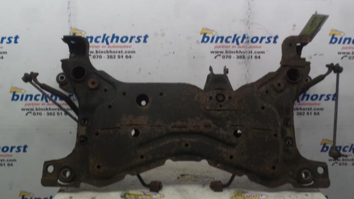 Gebruikte Subframe Mazda 3 (BK12) 1.6i 16V Prijs € 131,25 Margeregeling aangeboden door Binckhorst BV