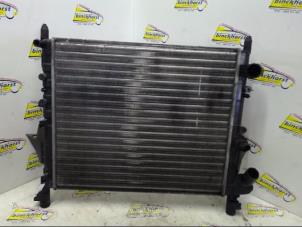 Gebruikte Radiateur Renault Twingo (C06) 1.2 SPi Phase I Prijs € 31,50 Margeregeling aangeboden door Binckhorst BV