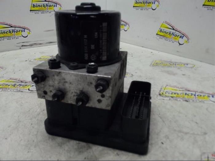 Gebruikte ABS Pomp Volkswagen Polo IV (9N1/2/3) 1.4 TDI 75 Prijs € 94,50 Margeregeling aangeboden door Binckhorst BV