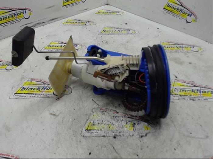 Gebruikte Tank element Pomp BMW 3 serie Touring (E36/3) 316i Prijs € 42,00 Margeregeling aangeboden door Binckhorst BV