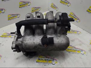 Gebruikte Inlaatspruitstuk Hyundai Matrix 1.6 16V Prijs € 105,00 Margeregeling aangeboden door Binckhorst BV