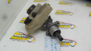 Gebruikte Hoofdremcilinder Volkswagen Transporter/Caravelle T4 2.5i Prijs € 26,25 Margeregeling aangeboden door Binckhorst BV