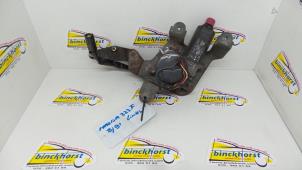 Gebruikte Motor Koplamp Mazda 323F Prijs € 36,75 Margeregeling aangeboden door Binckhorst BV