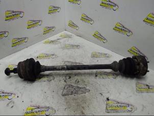 Gebruikte Steekas links-achter Volkswagen Passat Variant 4Motion (3B6) 2.8 V6 30V Prijs € 84,00 Margeregeling aangeboden door Binckhorst BV