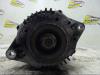 Dynamo van een Nissan Almera (N15), 1995 / 2000 2.0 GX Diesel, Sedan, 4Dr, Diesel, 1.974cc, 55kW (75pk), FWD, CD20, 1995-11 / 2000-03, N15 2000