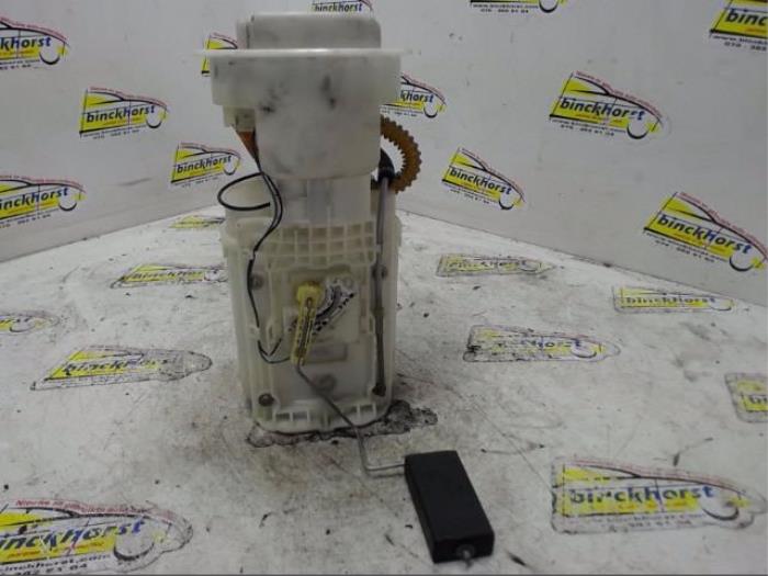 Gebruikte Tank element Pomp Volkswagen Golf IV (1J1) 1.8 20V Turbo Prijs € 47,25 Margeregeling aangeboden door Binckhorst BV