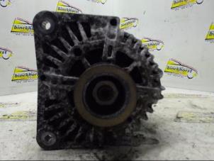 Gebruikte Dynamo Renault Megane II Grandtour (KM) 1.9 dCi 120 Prijs € 42,00 Margeregeling aangeboden door Binckhorst BV